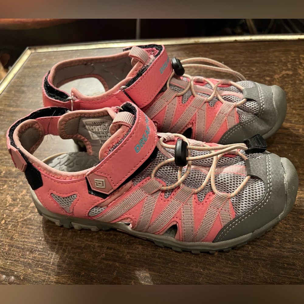 Dream Pairs Kids Girls Soft Sole Closed Toe Sandals